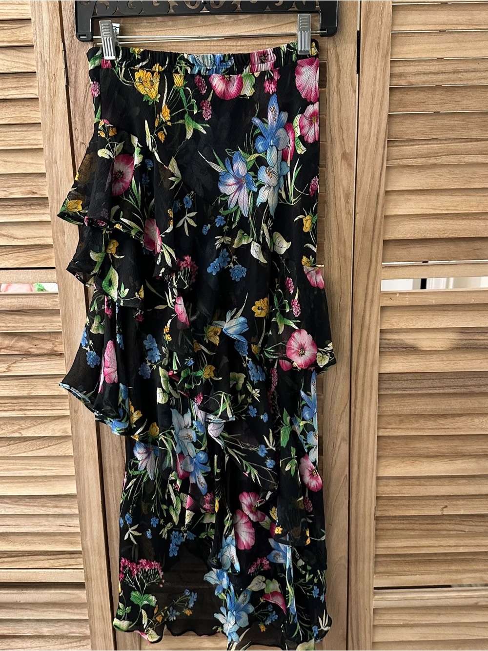 MISA Los Angeles Carmen Floral Asymmetric Ruffle Midi Skirt Black Size S - Picture 2 of 4